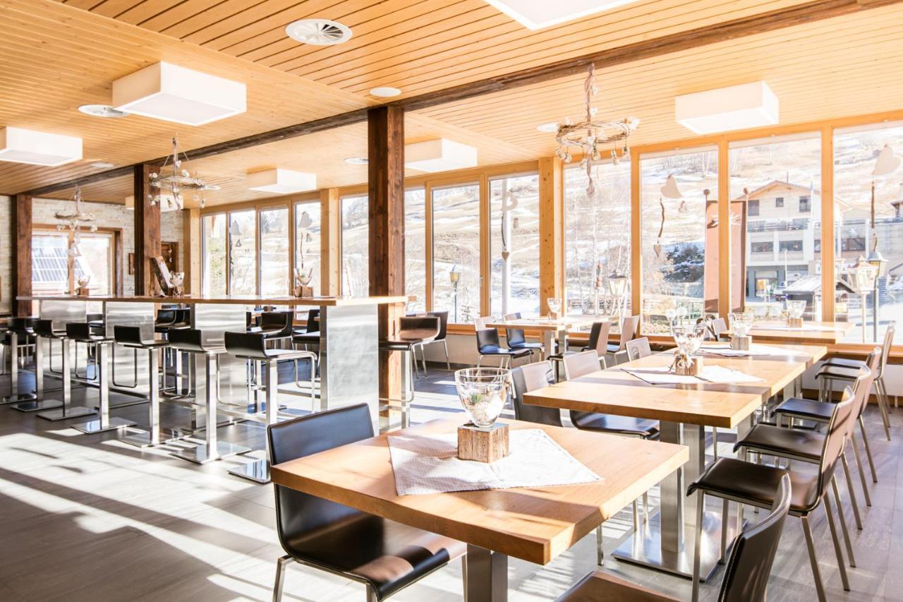 Hotel-Restaurant Ronalp Burchen Exterior photo